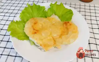 Курча з ананасами в духовці