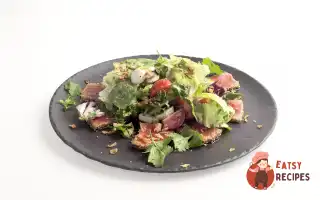 Салат З Тунцем Та Молодим Сиром