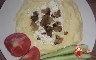 Банош Зі Шкварками