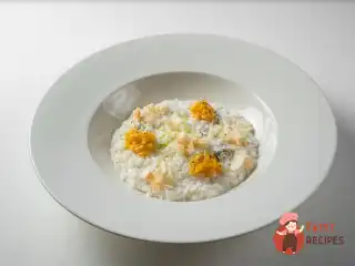 Рисова каша з кокосом та манго