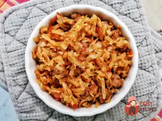 Солянка з капусти та баклажану
