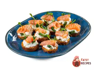 Канапе з бататом і лососем