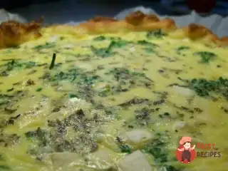 Пиріг з травами, швейцарським сиром та фетою