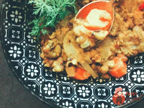Маш з морквою та цибулею