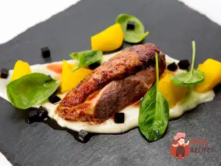Качка сувід з маринованими яблуками та парметьє з кольрабі від Simple Pleasures