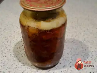 Домашня тушонка зі свинини та яловичини з салом у духовці