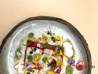 Стейк з кавуна з варенням з аґрусу