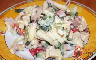Салат З Сиром, Яблуком Та Шинкою