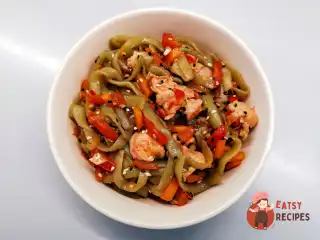 Вок із куркою