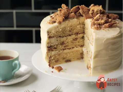Торт з печивом та вершками