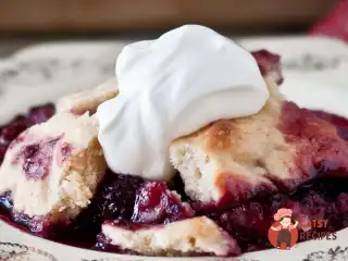 Ягідний коблер