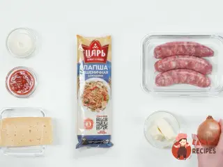 Крок 1: Запіканка з пшеничного локшини з купатами