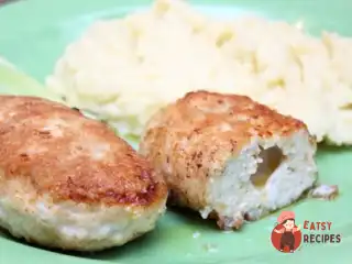 Курячі котлети з вершковим маслом