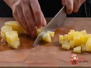 Крок 5: Салат із курки з ананасом