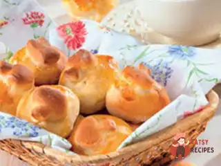 Пиріжки з шинкою та грибами