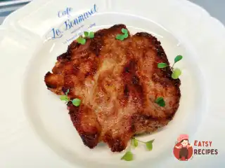 Свиний стейк