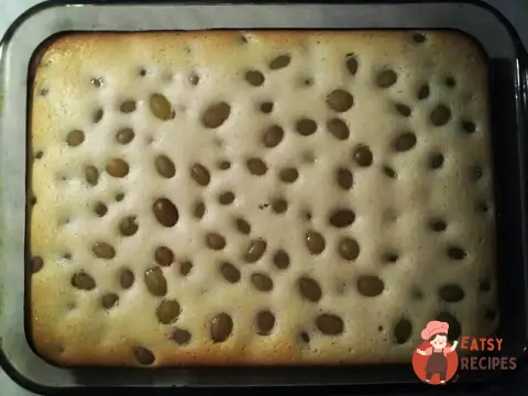Сирна запіканка з виноградом (Weintrauben Kuchen mit Quark)