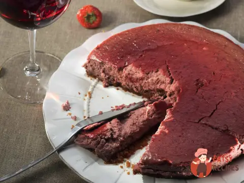 Сирно-буряковий пиріг