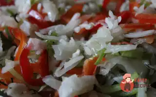 Зимовий Салат Із Квашеної Капусти З Болгарським Перцем