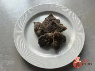 Смажена яловича печінка