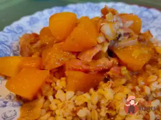 Гарбуз з беконом, пореєм та рисом