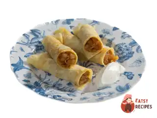 Млинці з яблучним конфітюром