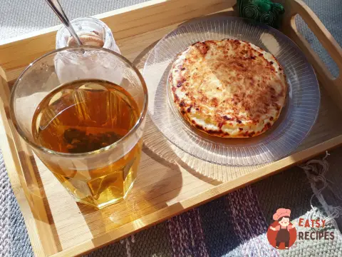 Швидкі хачапурі на сковороді