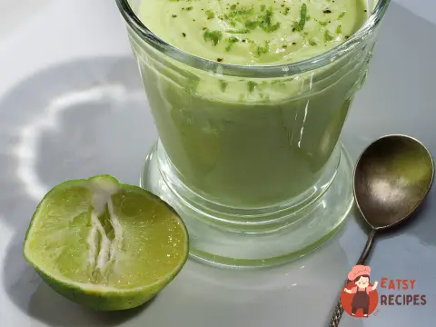 Лассі з авокадо