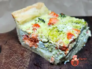 Кіш з якоюсь і сиром