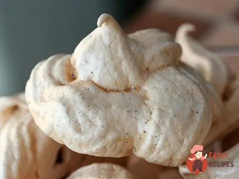 Фісташкові меренги