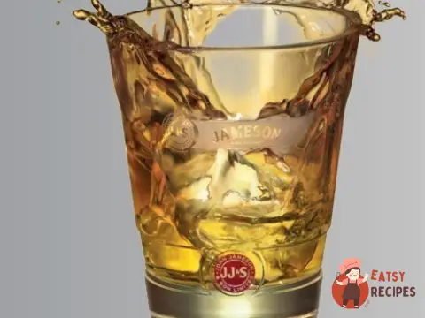 Коктейль з віскі Jameson "SOUR"