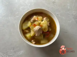 Жарке з куркою