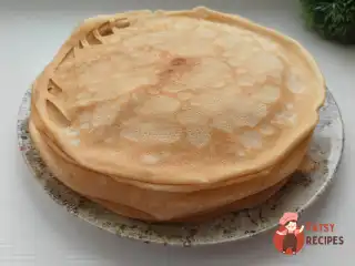 Домашні млинці на молоці та окропі