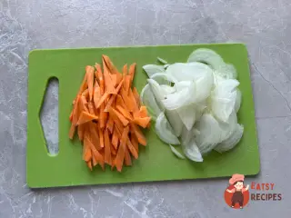 Крок 3: Фунчоза з куркою