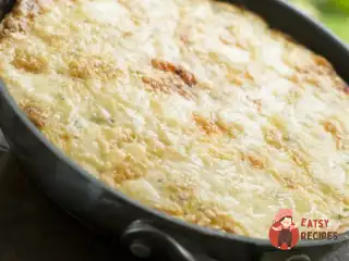 Тортілья з картоплею та цибулею