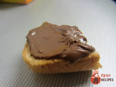 Шоколадна паста з волоськими горіхами