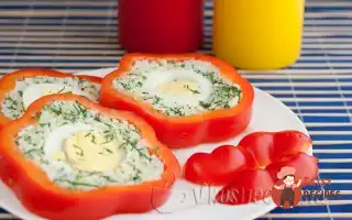 Свіжий Солодкий Перець, Фарширований Рисом, Яйцем, Сиром Та Зеленню