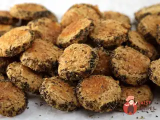 Печиво з пармезаном та прованськими травами