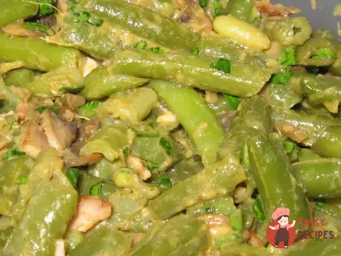Салат зі стручковою квасолею та грибами