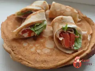 Млинці з сьомгою