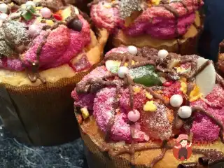 Паски з безе