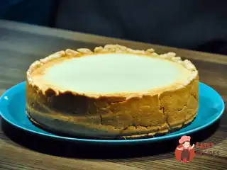 Грушевий пиріг з сиром