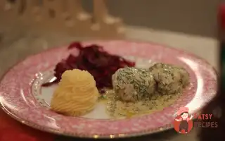 Фрикадельки З Кремовою Заправкою Зі Сметани З Табаско Соусом.
