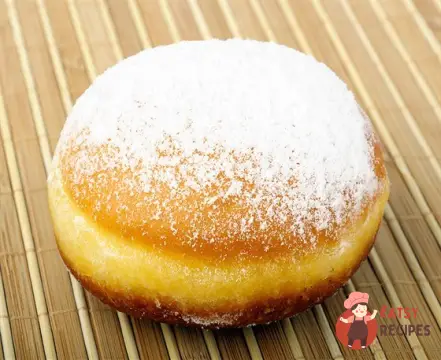 Булка в цукровій глазурі