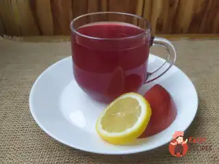 Яблучний збитень із чорною смородиною