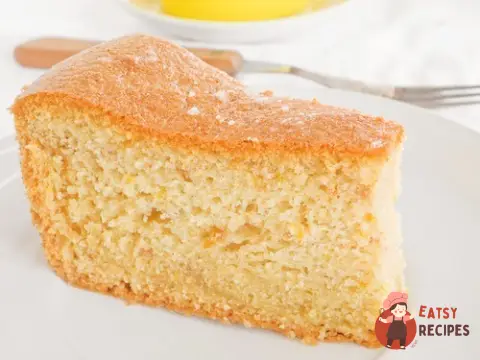 Кукурудзяний пиріг з мигдалем