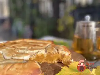 Грецький солодкий пиріг з гарбузом