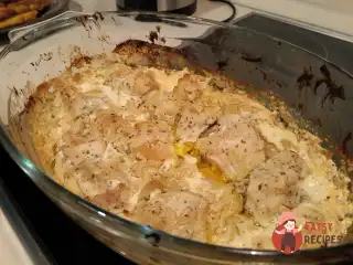 Куряче філе тушковане у вершках