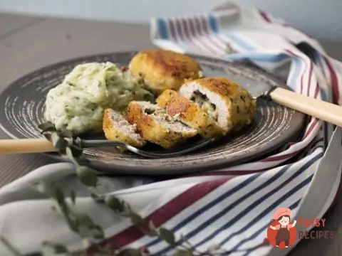 Котлети курячі з сиром у мультиварці