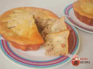 Пряний банановий хліб із родзинками